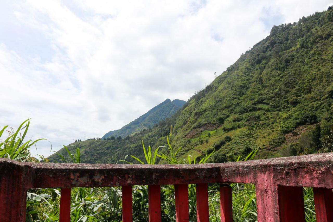 Hosteria El Trapiche Lodge & Spa バーニョス エクステリア 写真